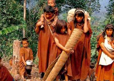 comunidad nativa bola de oro, selva amazonica de peru